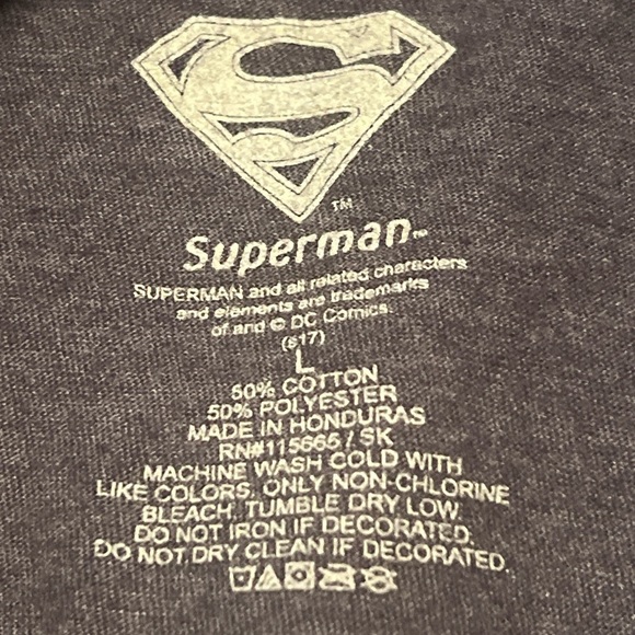 DC Comics Black Superman Logo Tee - Picture 2 of 2